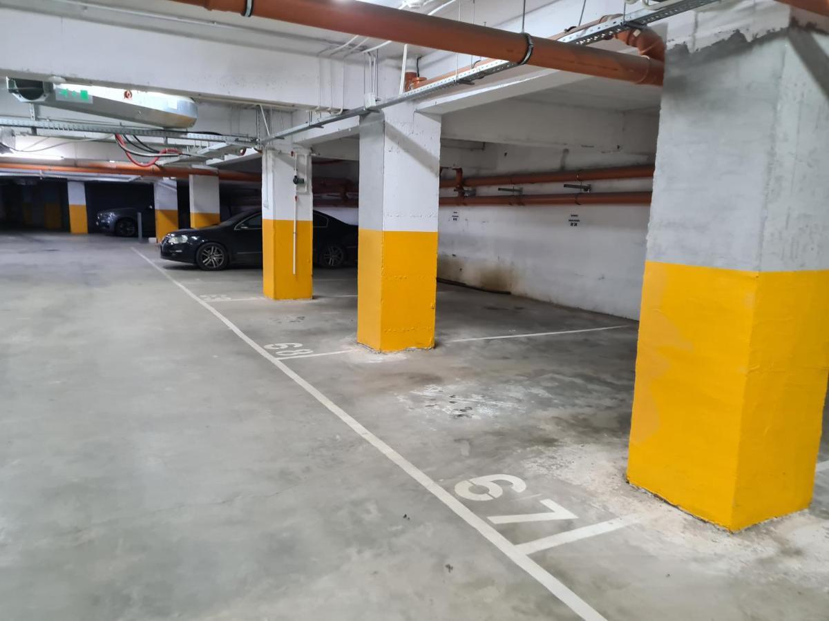 Lovely Ultracentral Apartment With Parking Cluj-Napoca Esterno foto