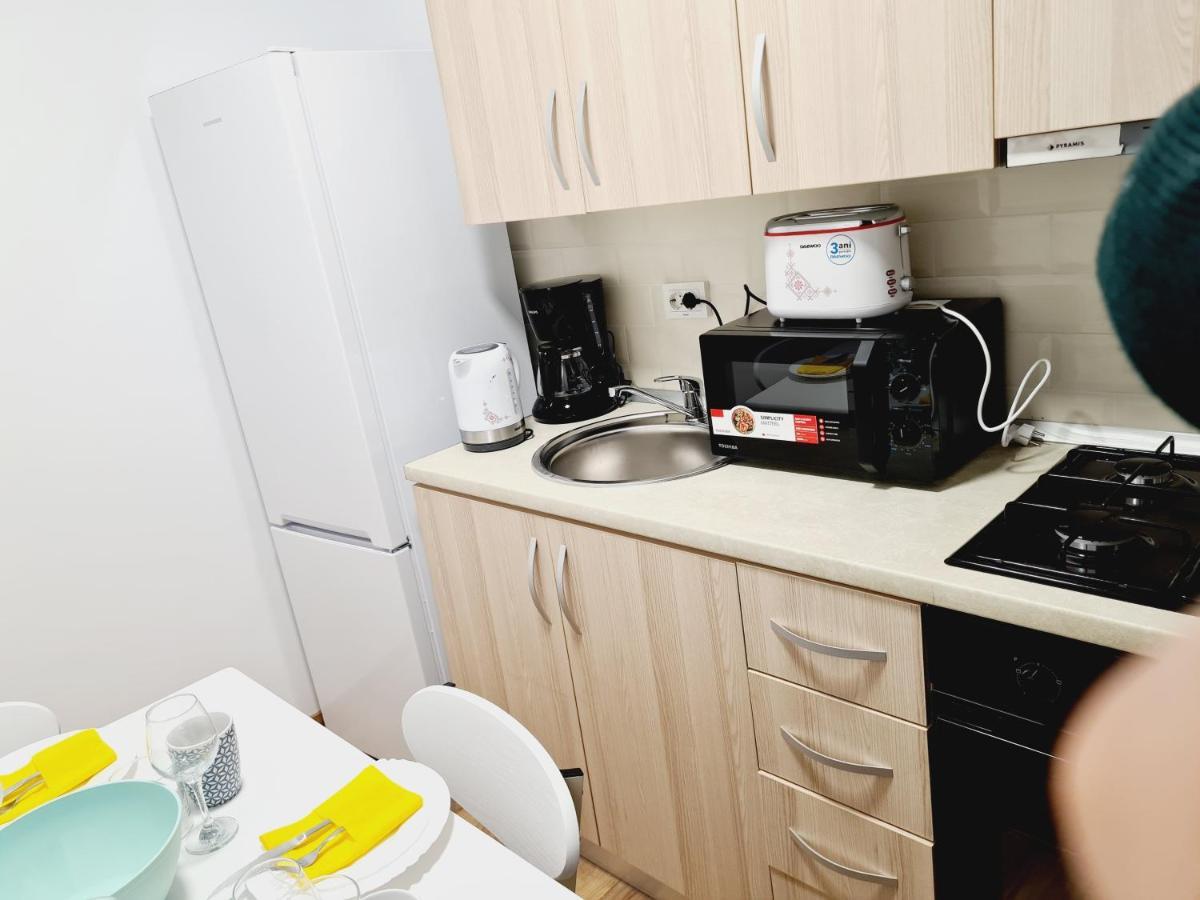 Lovely Ultracentral Apartment With Parking Cluj-Napoca Esterno foto