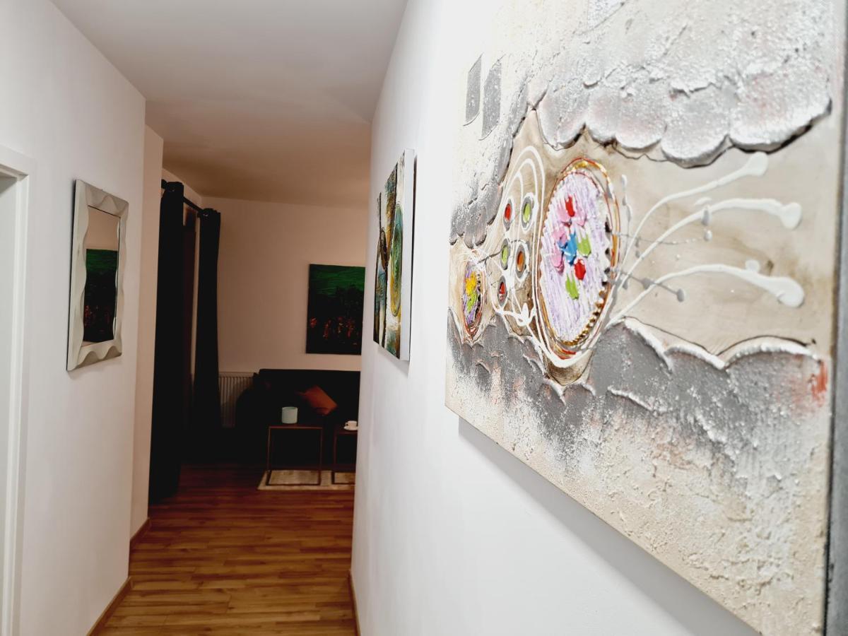 Lovely Ultracentral Apartment With Parking Cluj-Napoca Esterno foto