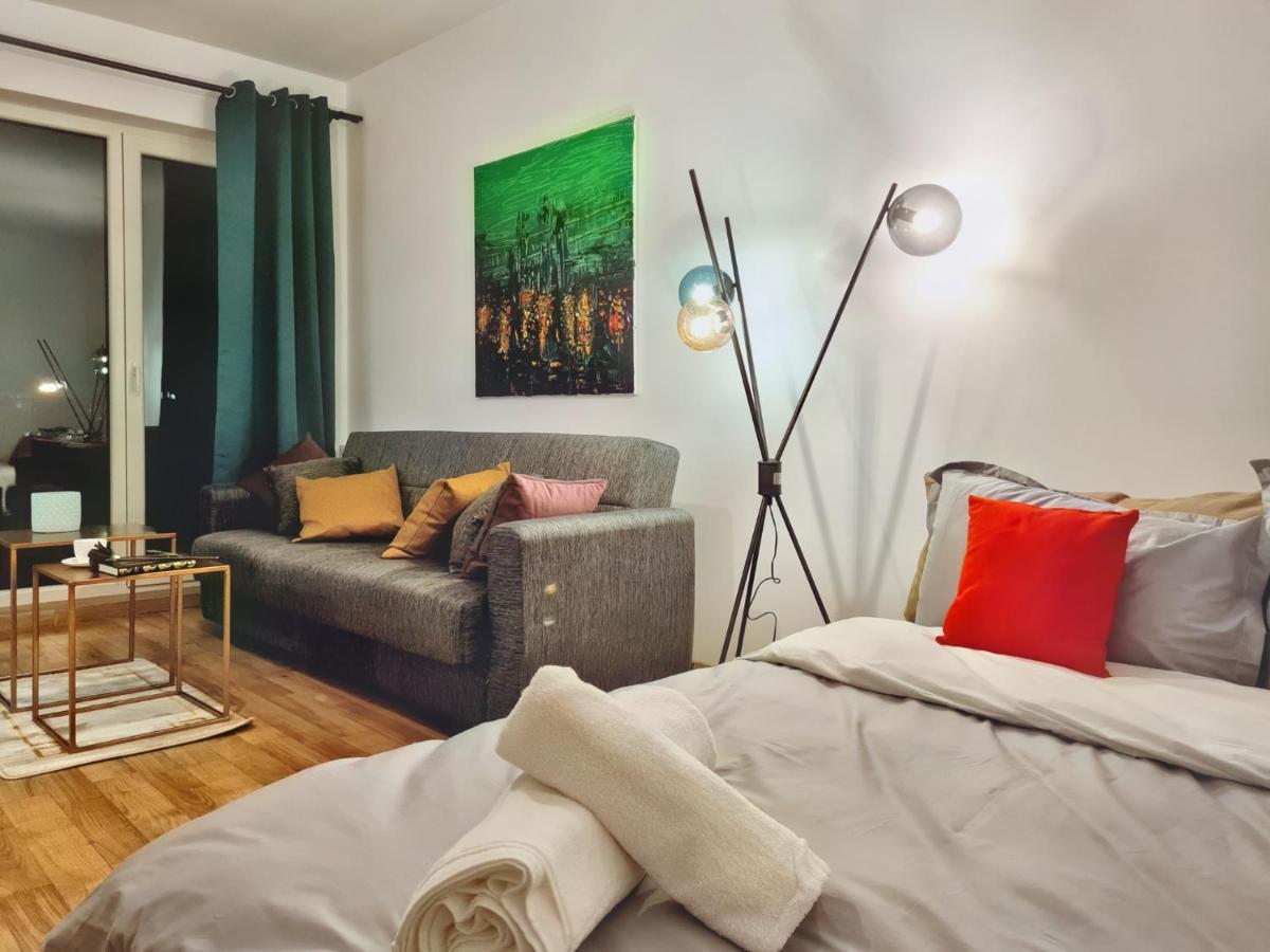 Lovely Ultracentral Apartment With Parking Cluj-Napoca Esterno foto